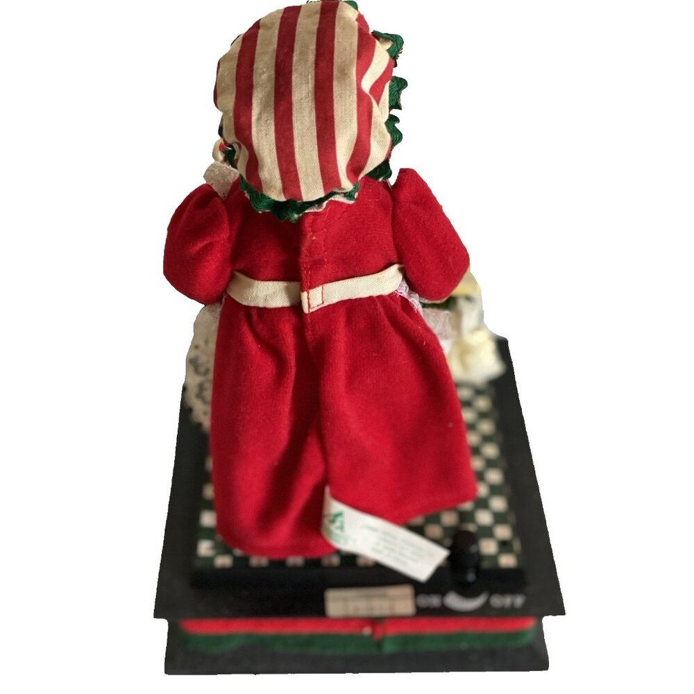 Vintage 1993 Musical Light-Up Mrs. Claus Noel Holiday Decor - Picture 8 of 14